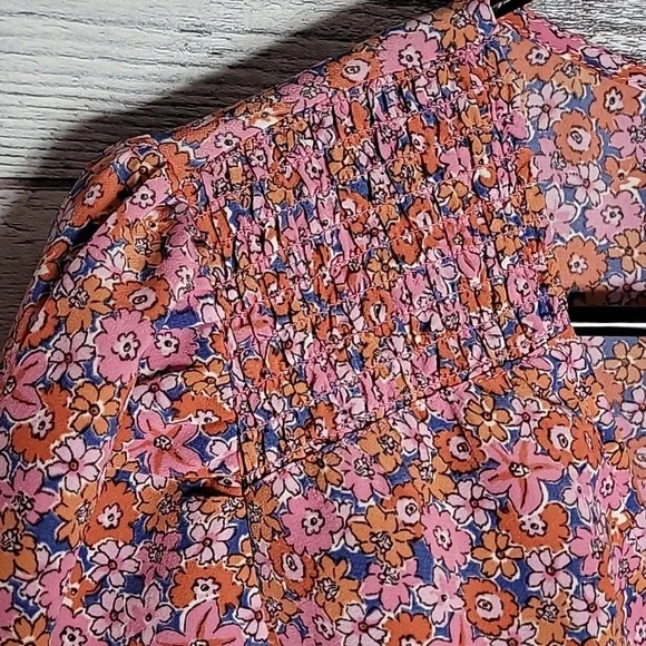 Sanctuary Floral Button Down Shirt Size Medium - Picture 5 of 8